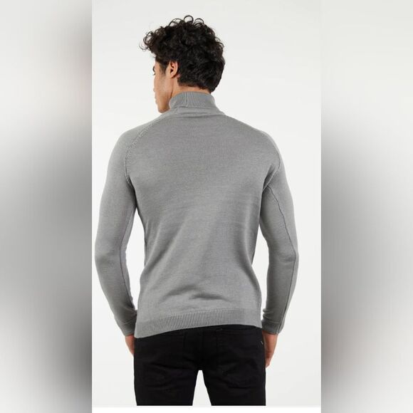 NWT Suslo Couture Turtle Neck Sweater | Silver - Picture 6 of 9